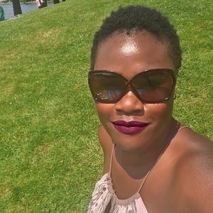 Meet your Posher, Catherine